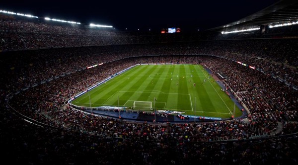 Stadium Camp Nou, kapasitas 100.000 penonton