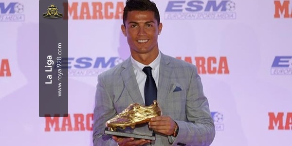 Cristiano Ronaldo raih penghargaan Golden Boot