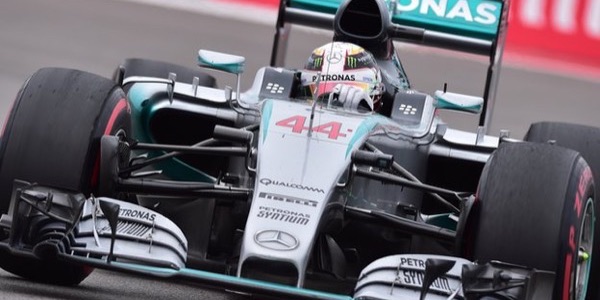 Lewis Hamilton juara Russian GP 2015
